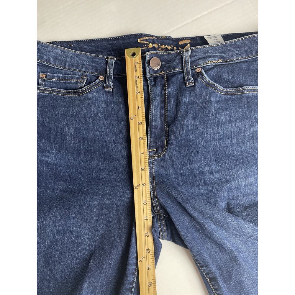 Seven-7 Jean Shorts Women's 14 Sunset Bermuda White 5‎ Pockets Destressed Hem - Picture 3 of 8